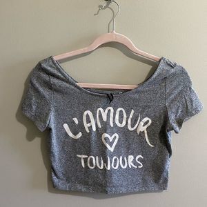 🔔 H&M Crop Top ($25 for 3 items)